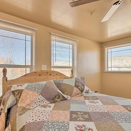 Cozy Home With Canyon Views 2 Mi To Grand Staircase Henrieville 外观 照片